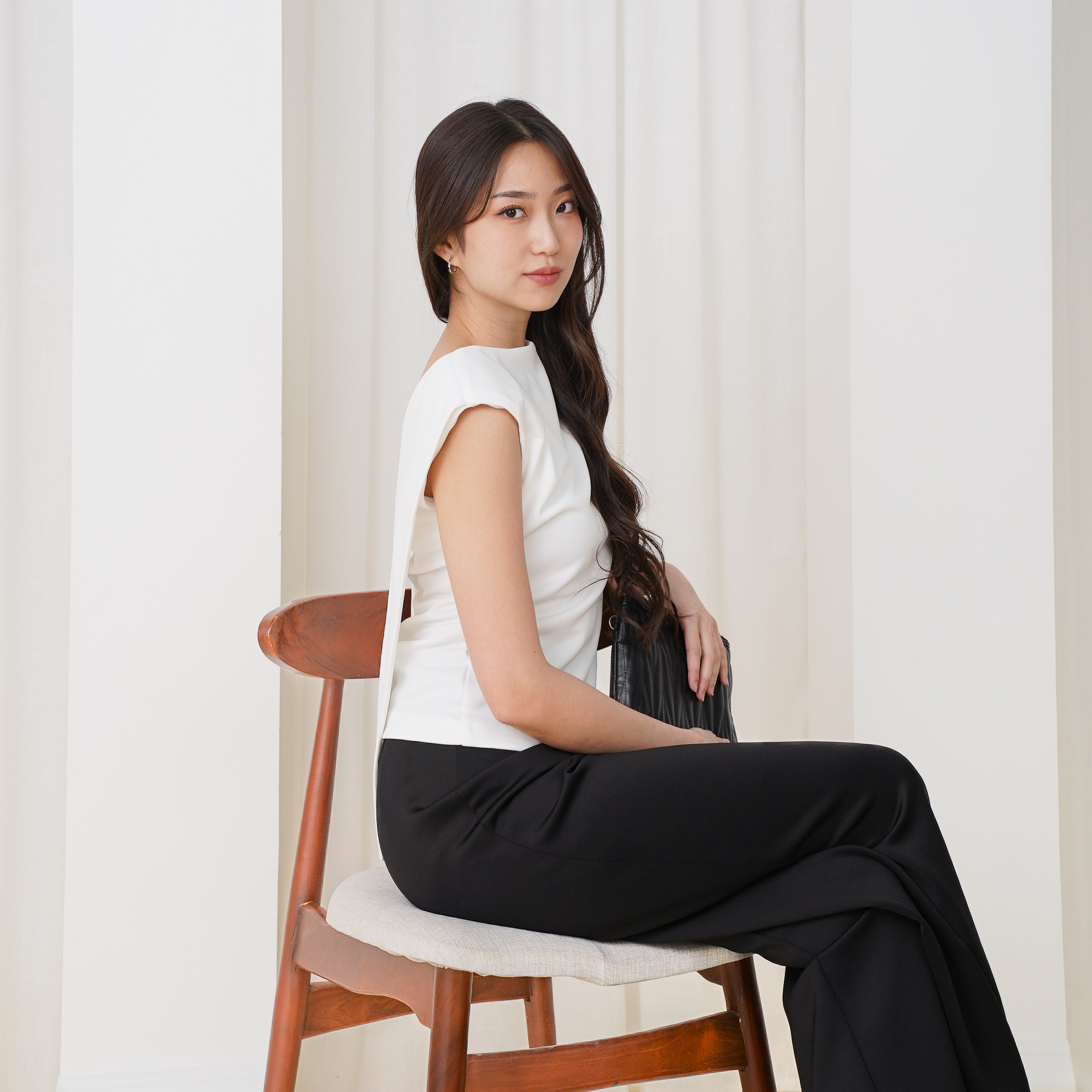 Yumeko Sleeveless Top