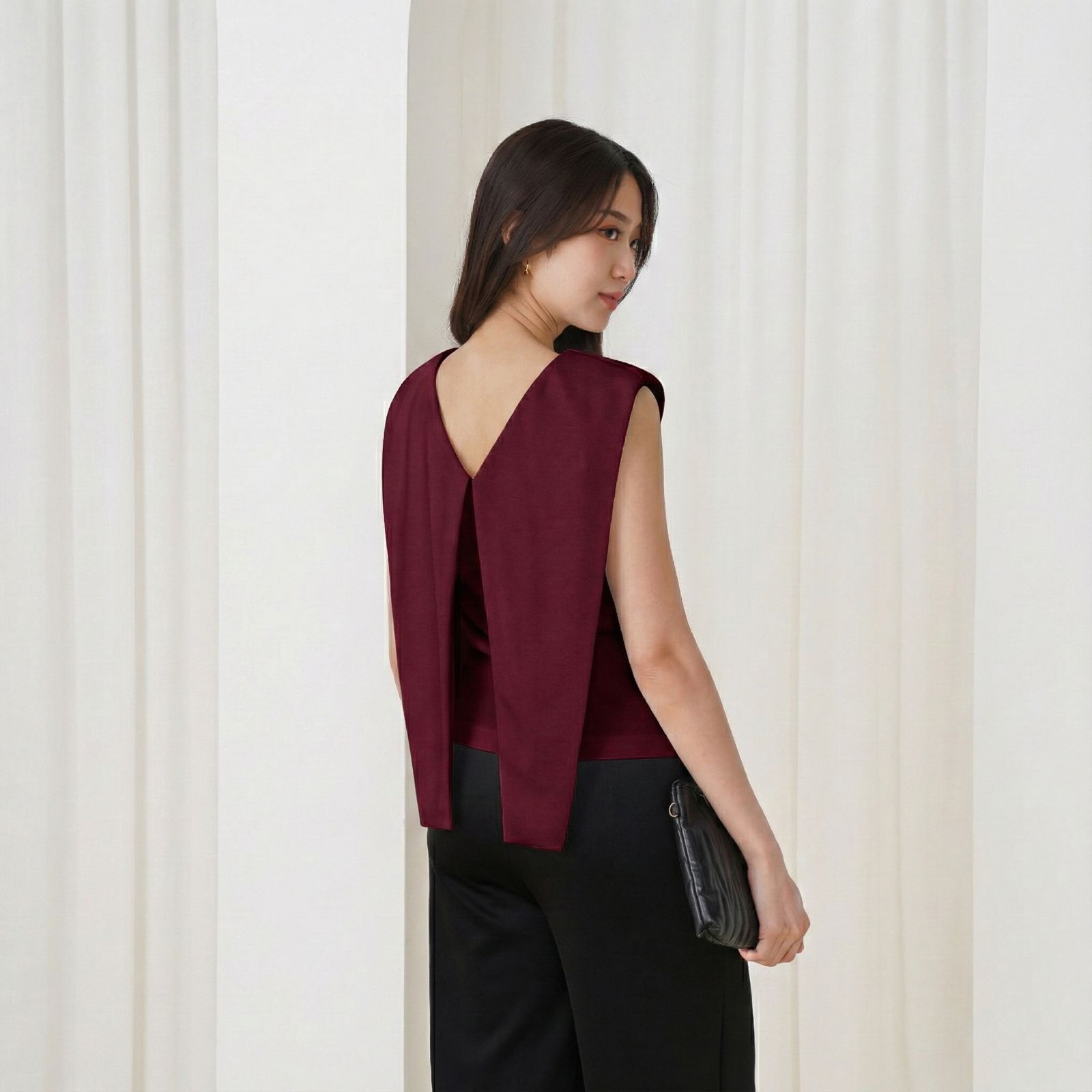 Yumeko Sleeveless Top